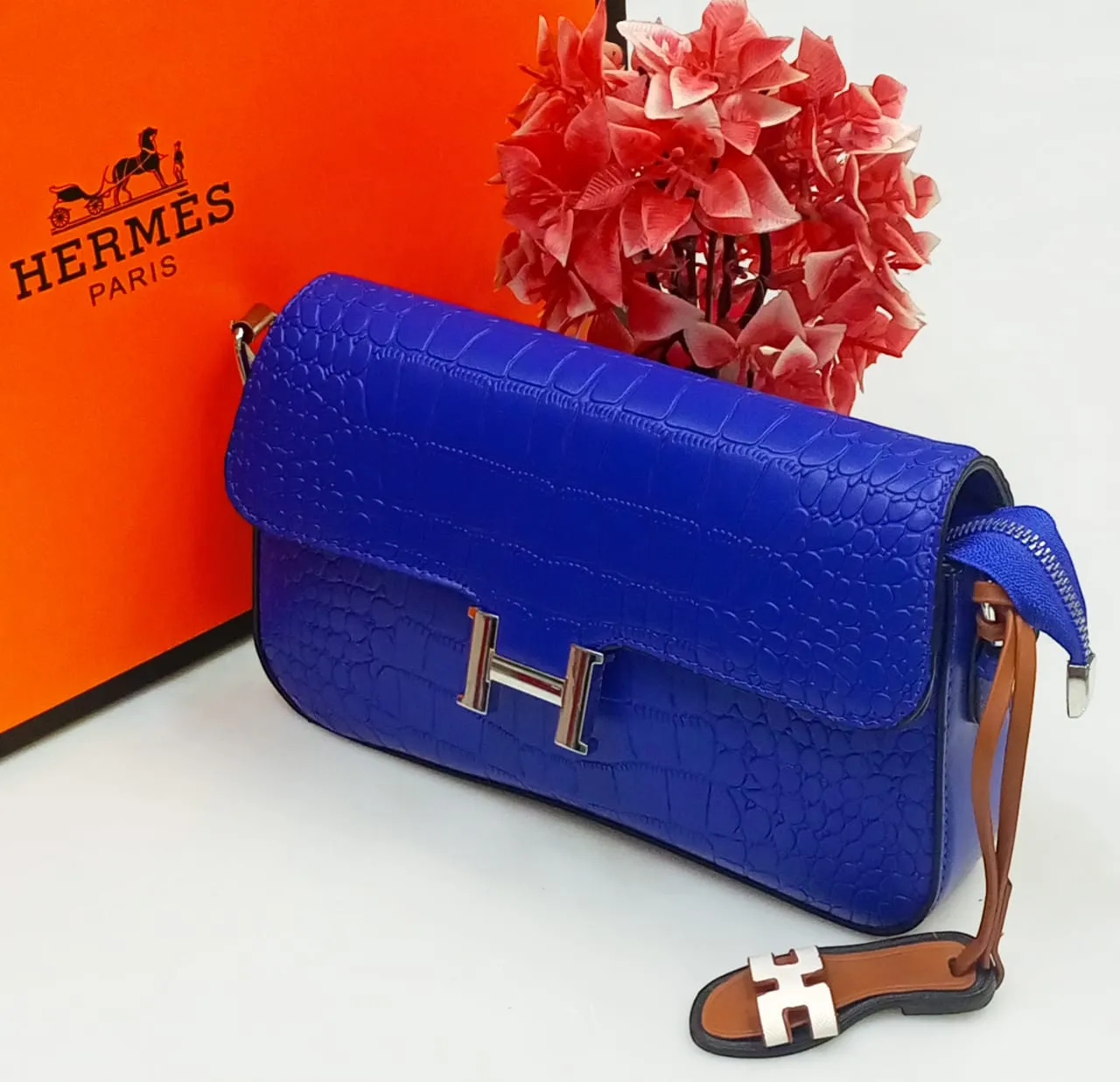 Hermès Printed Rexine Crossbody Bag for Women (Blue)